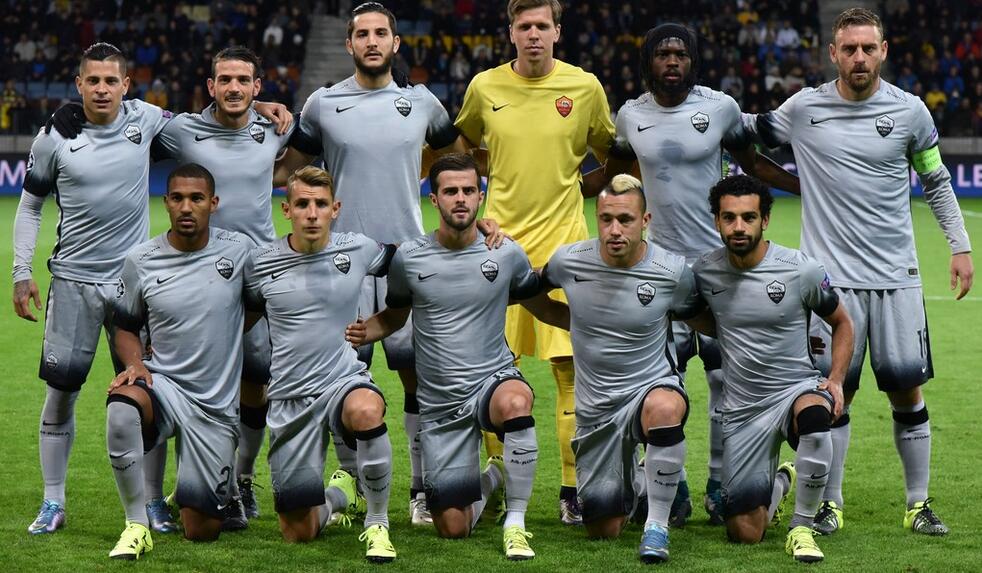 划为二前锋 划为二前锋