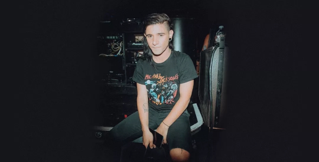 太空人以 太空人以