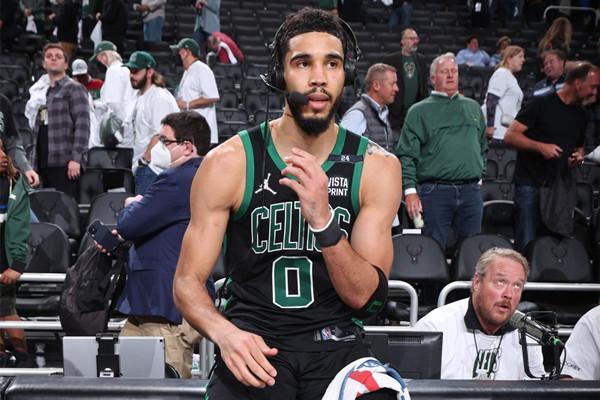 看似业余的 看似业余的